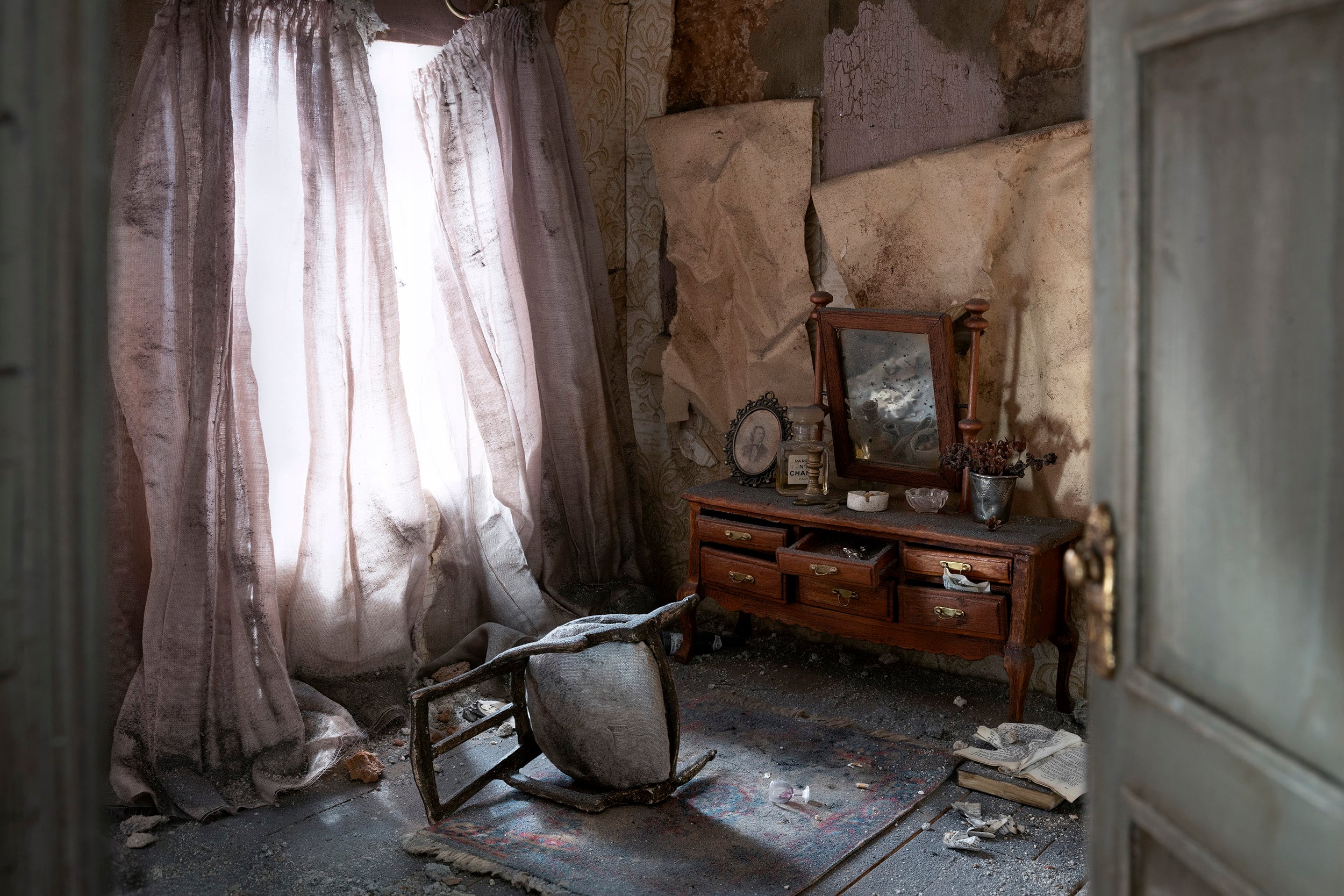 Paris 2019, 93 × 140 cm / 50 × 75 cm